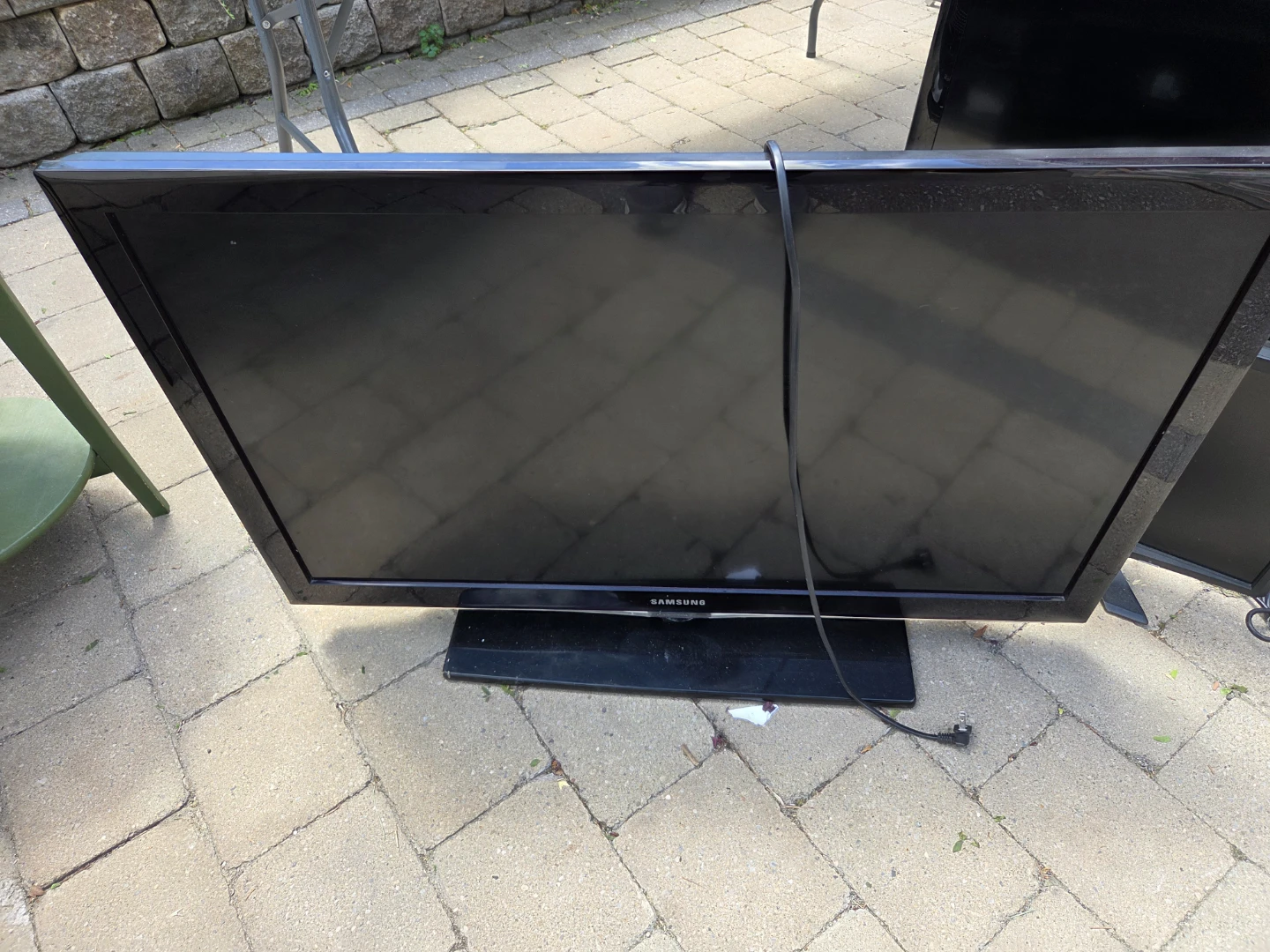 Samsung LN40D503 40-inch LCD TV