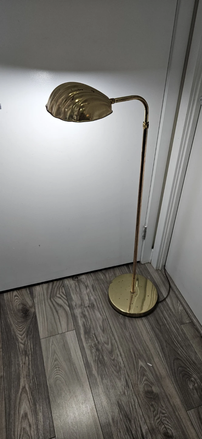 Brass Shell Shaped Floor Lamp