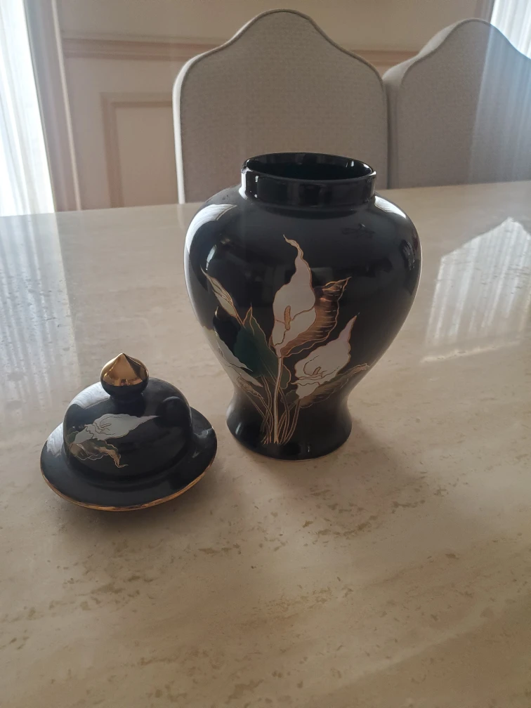 Black ceramic urn - photo 2