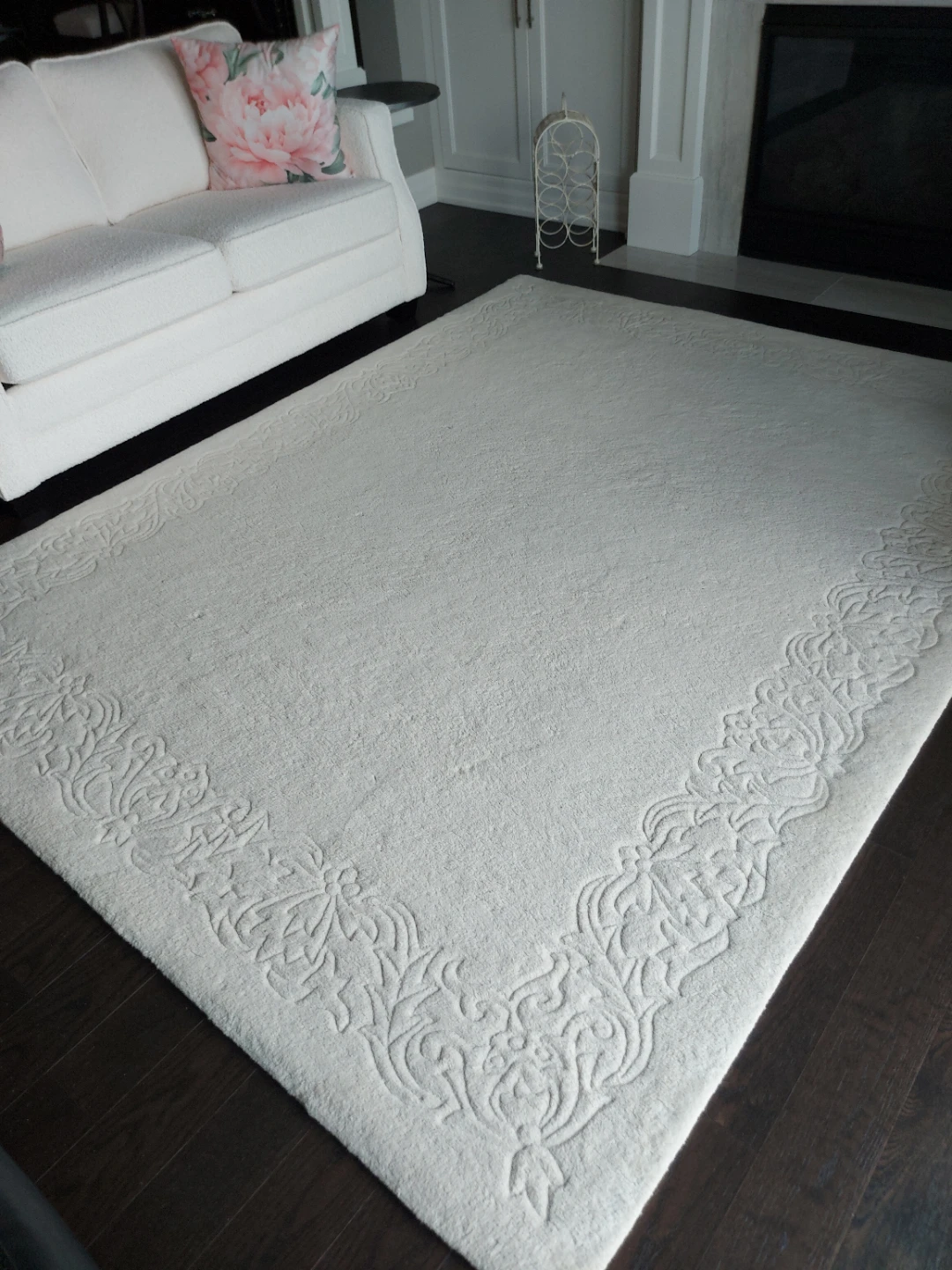 Off white Embossed wool Area Rug