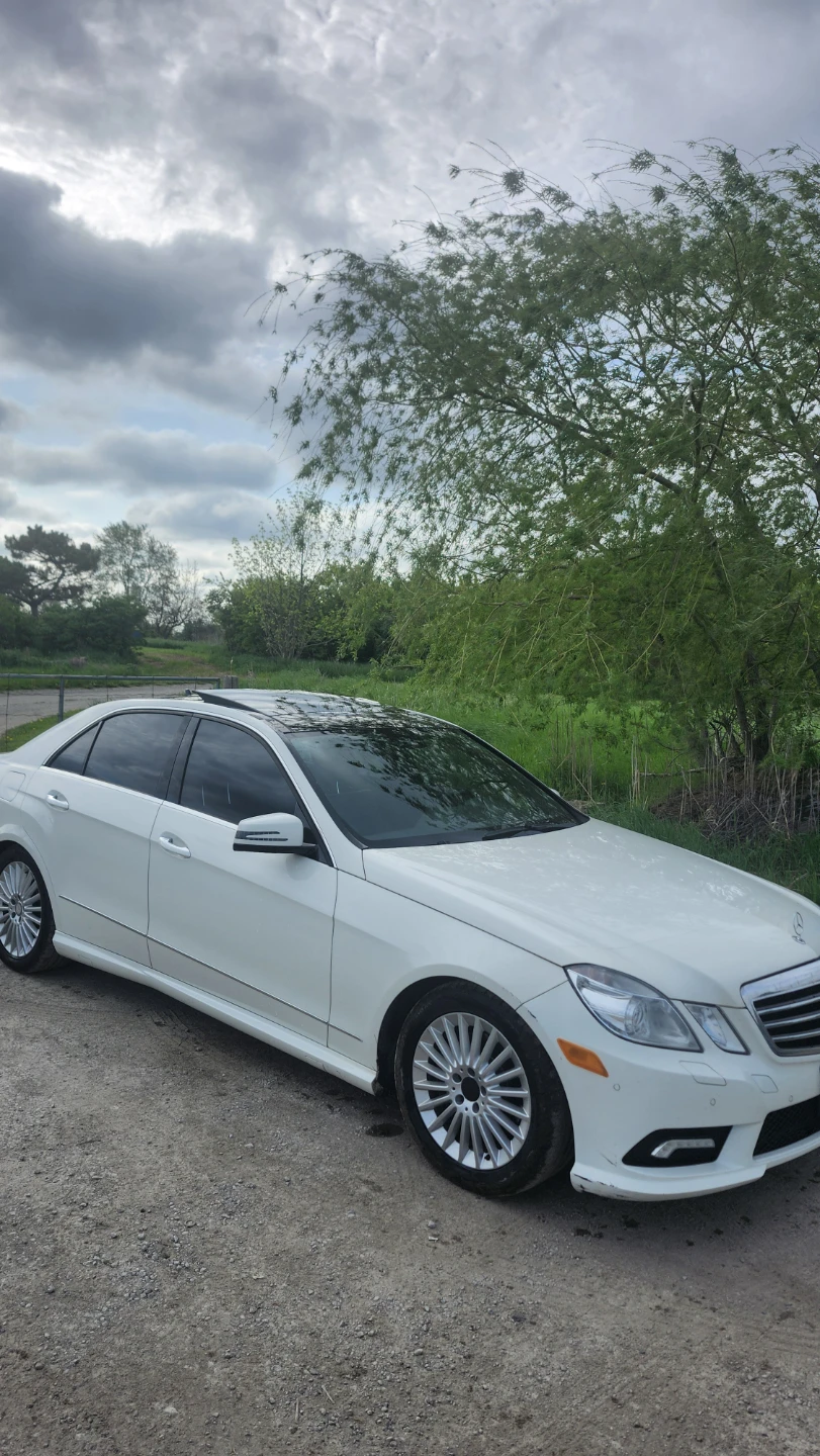 White Mercedes-Benz E350 Sedan