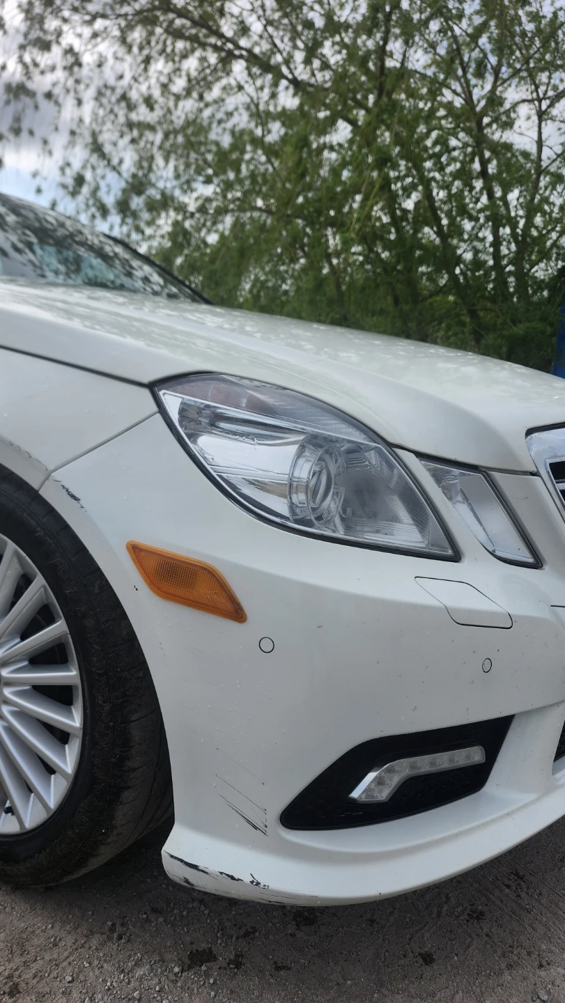 White Mercedes-Benz E350 Sedan - photo 5