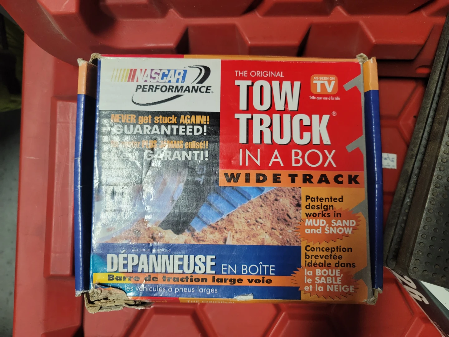 Tow Truck in a Box Wide Track