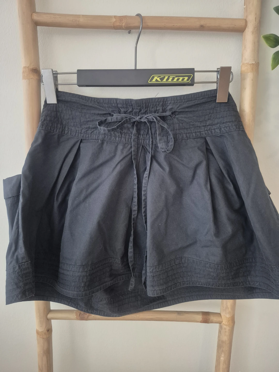 See by Chloé Black Pleated Skirt Size 6 - photo 3