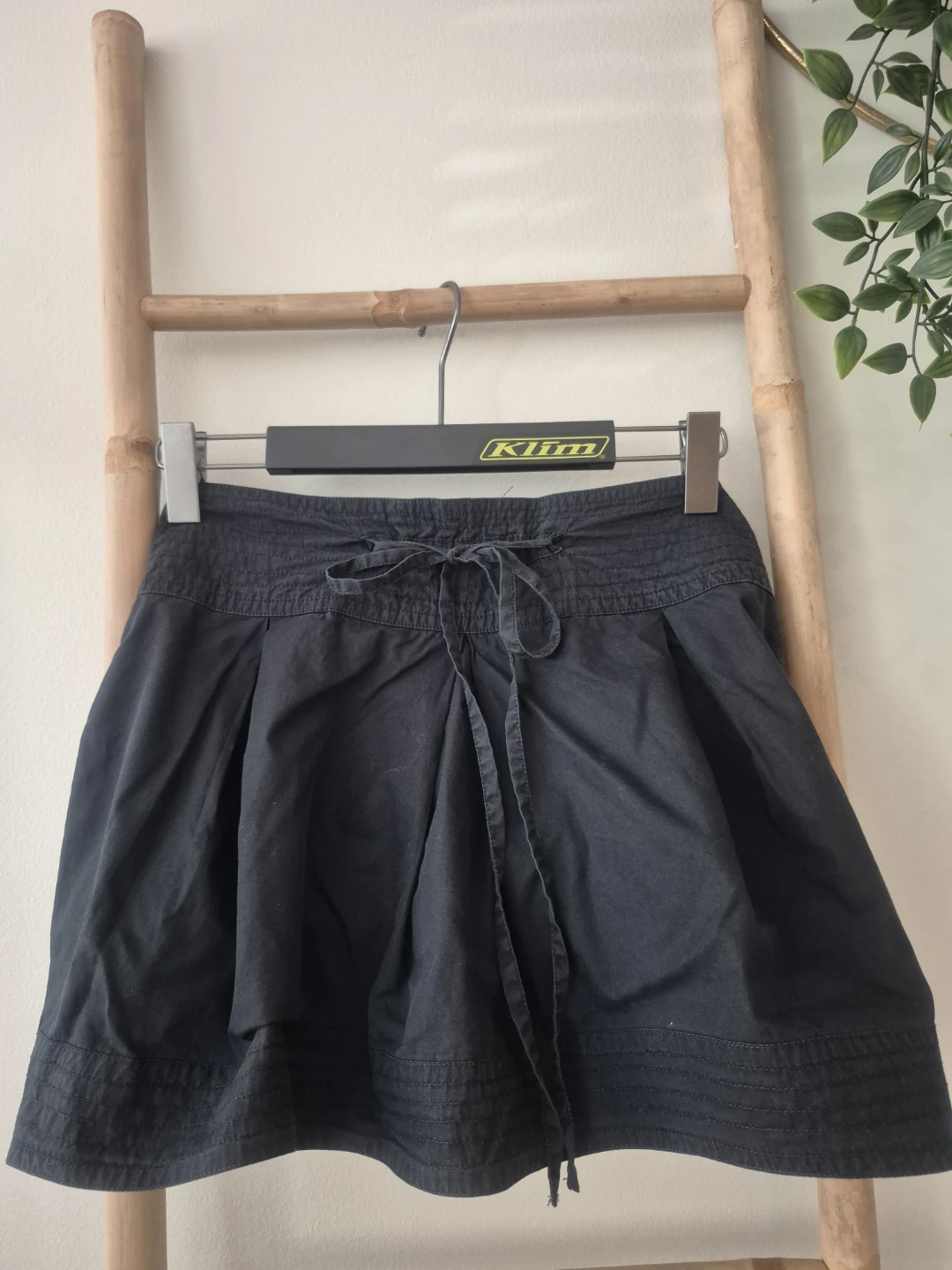 See by Chloé Black Pleated Skirt Size 6 - photo 4