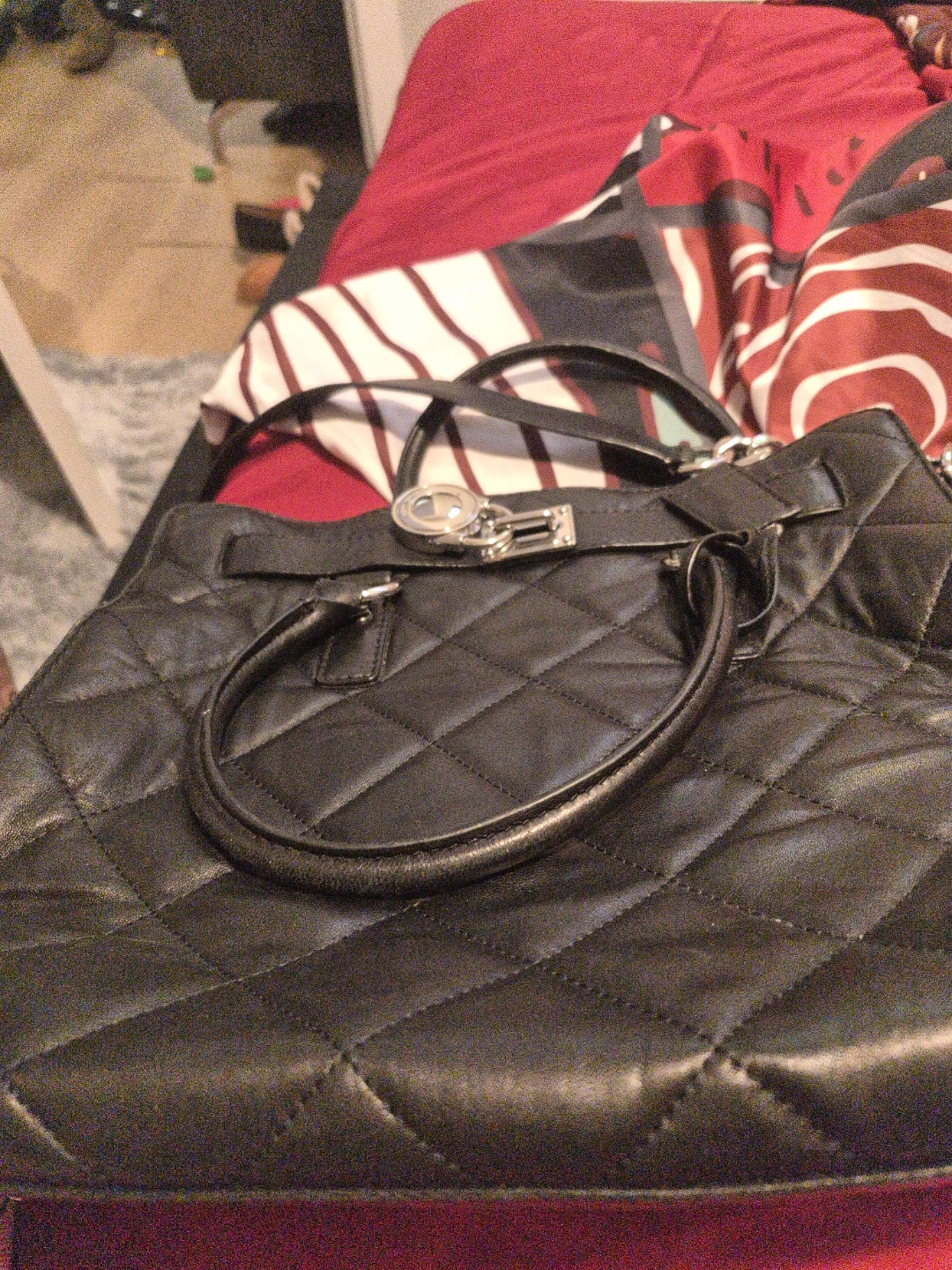 Michael Kors Black Quilted Leather Tote Bag - photo 2