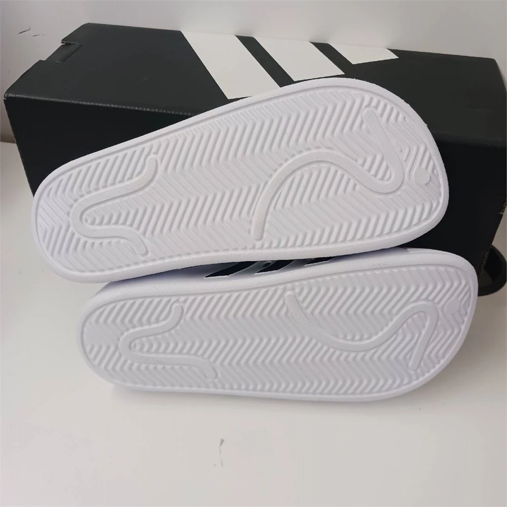 Adidas Adilette Unisex Clogs White Size 8 - photo 3