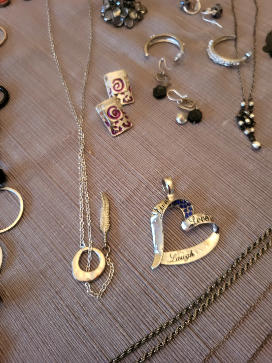 Assorted Vintage Jewelry Set of 22 - photo 3