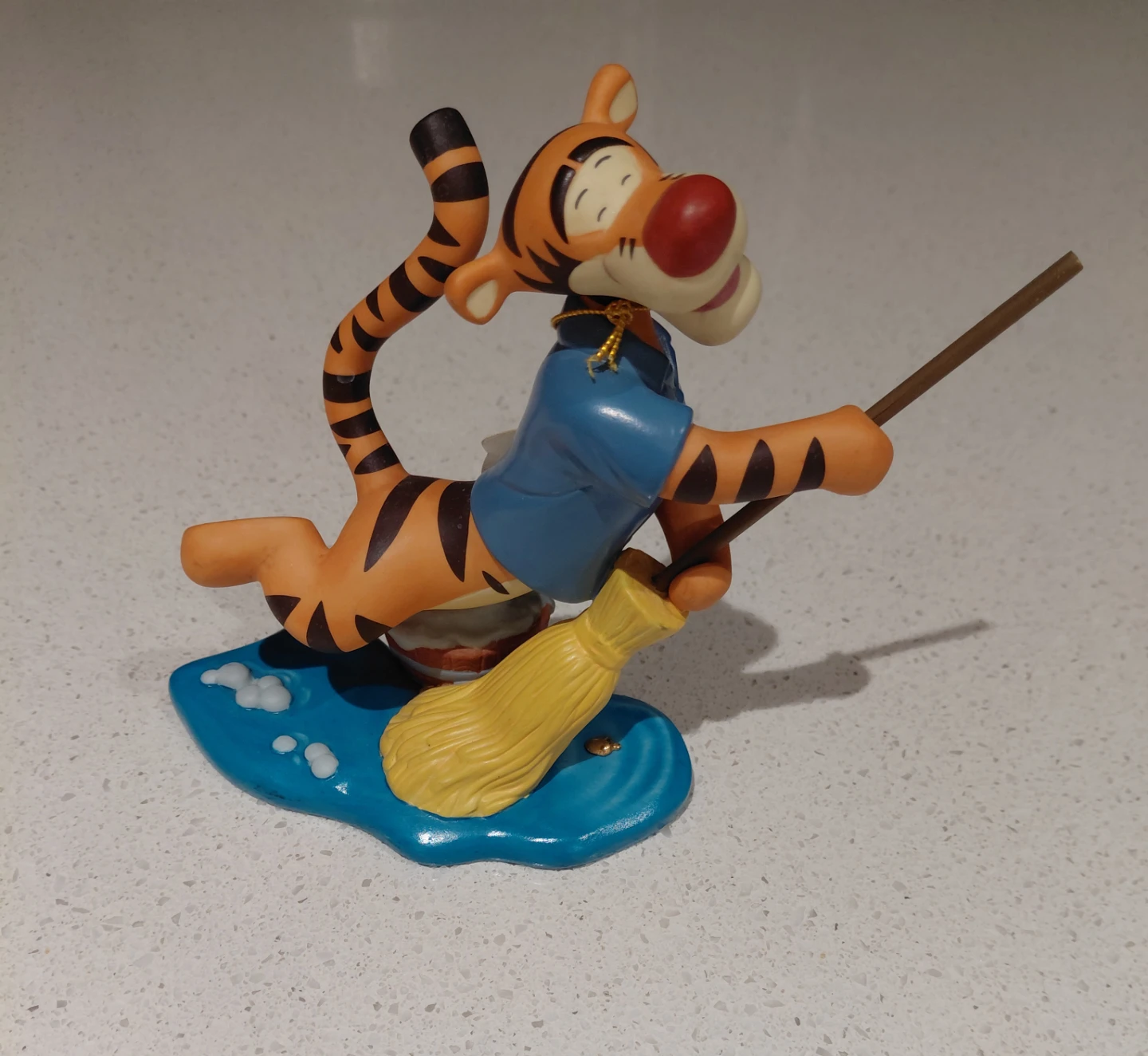 Pooh & Friends Tigger "A Bounce A Day Sweeps the Cares Away"