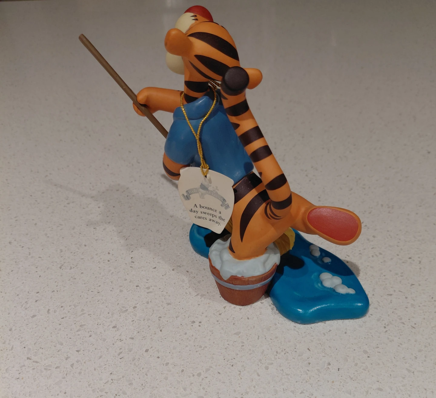 Pooh & Friends Tigger "A Bounce A Day Sweeps the Cares Away" - photo 3