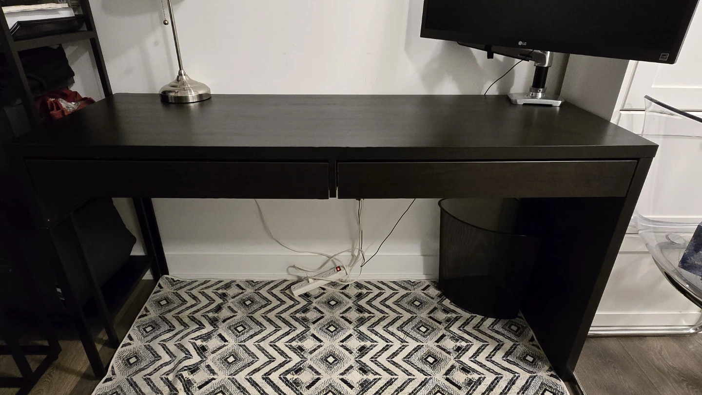 Ikea desk, 2 drawers - photo 4