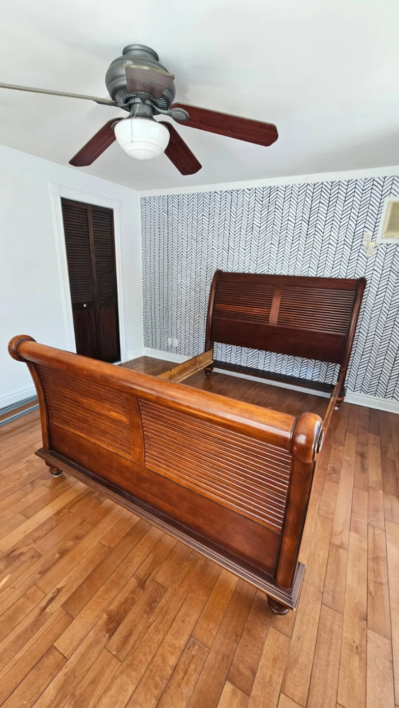 Queen Solid Teak Sleigh Bed
