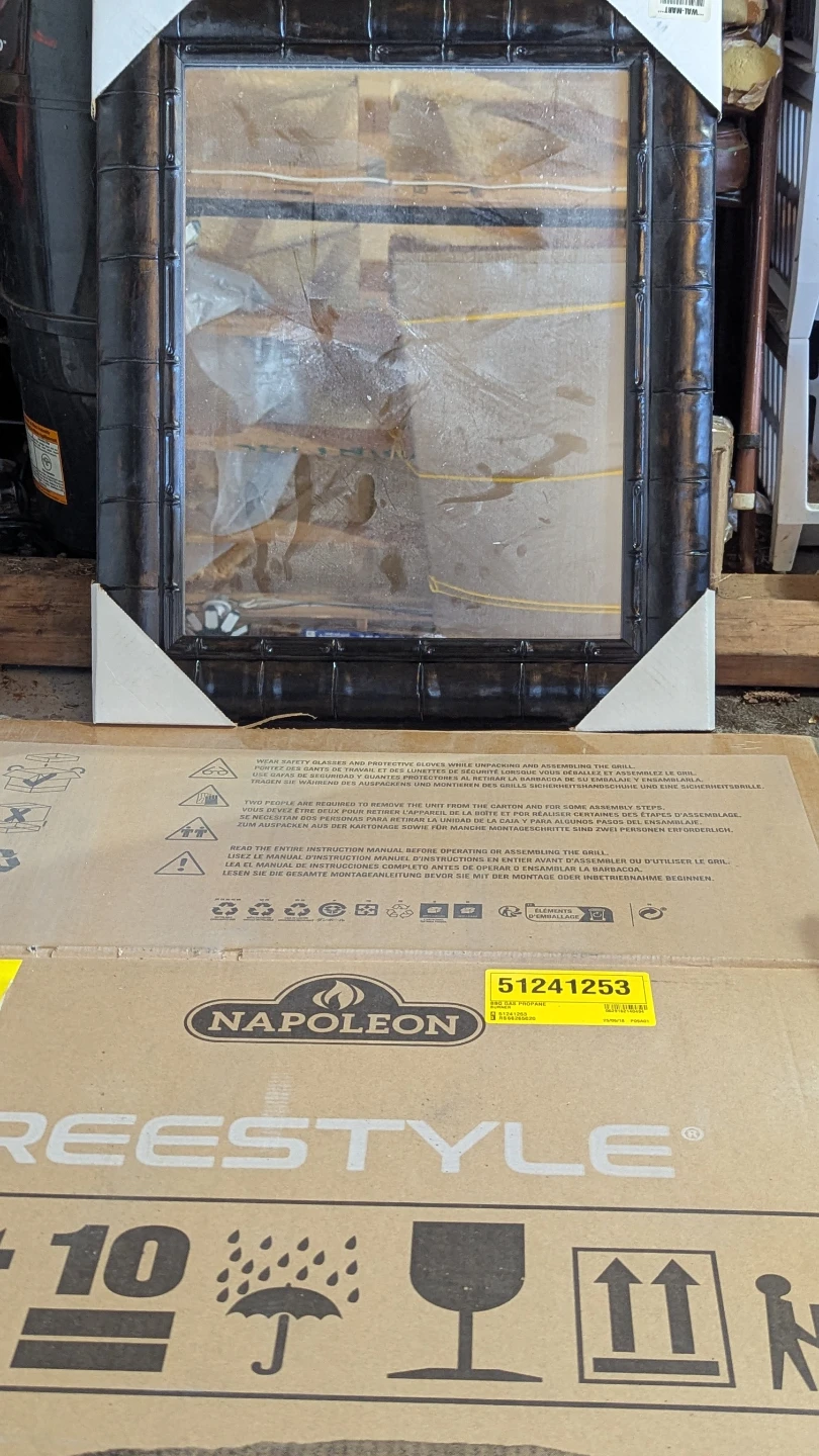 Decorative Candle Holder and Mirror Set