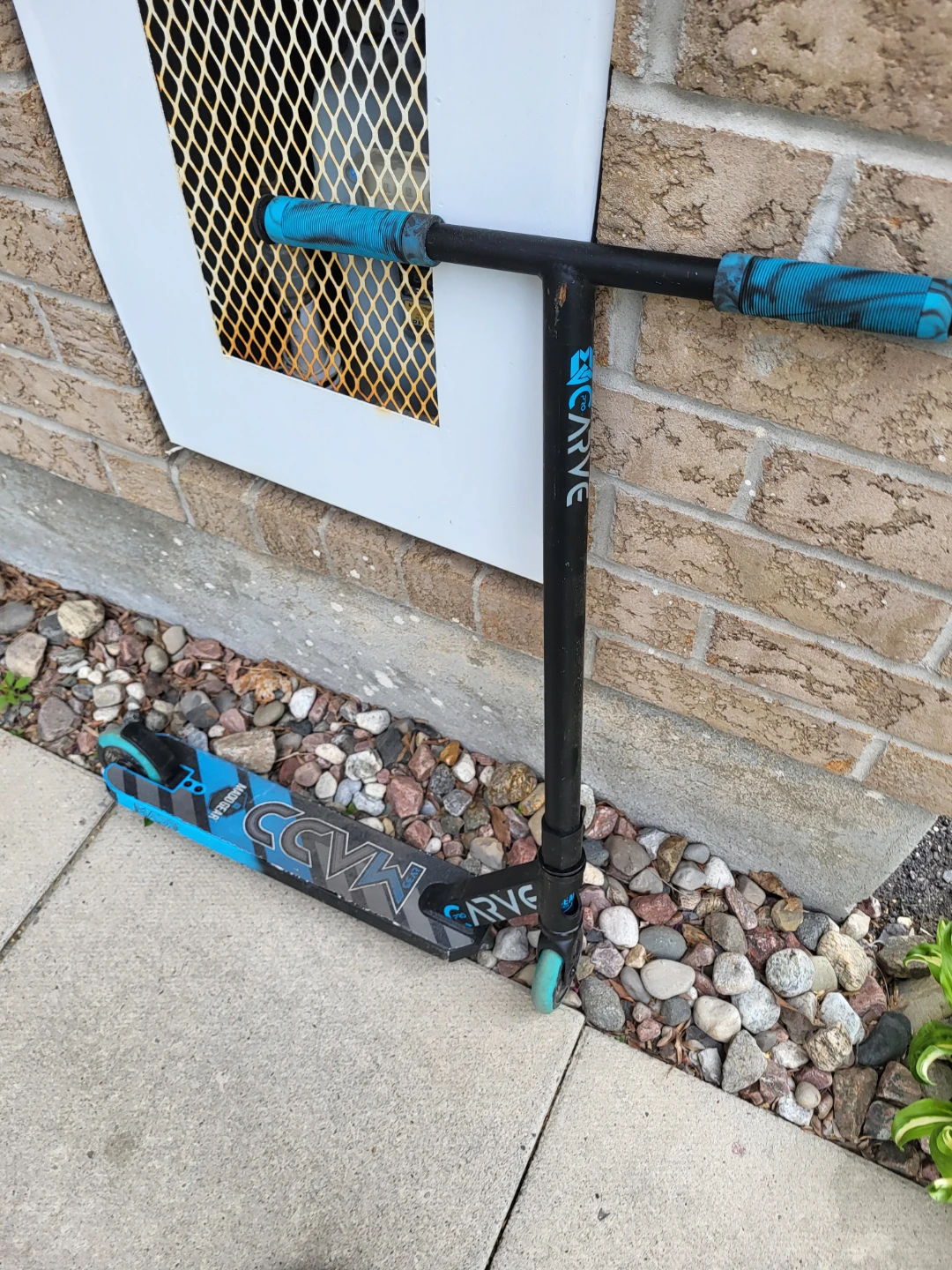 Madd Gear MGP VX9 Pro Scooter Toy