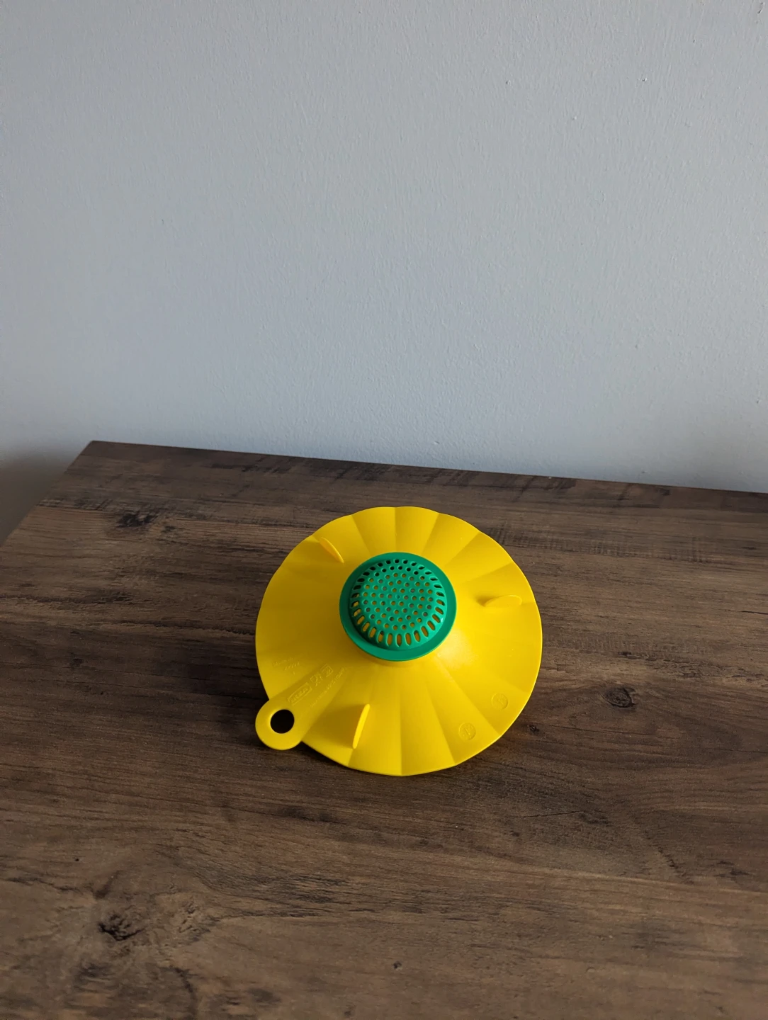 Yellow Citrus Juicer - photo 2