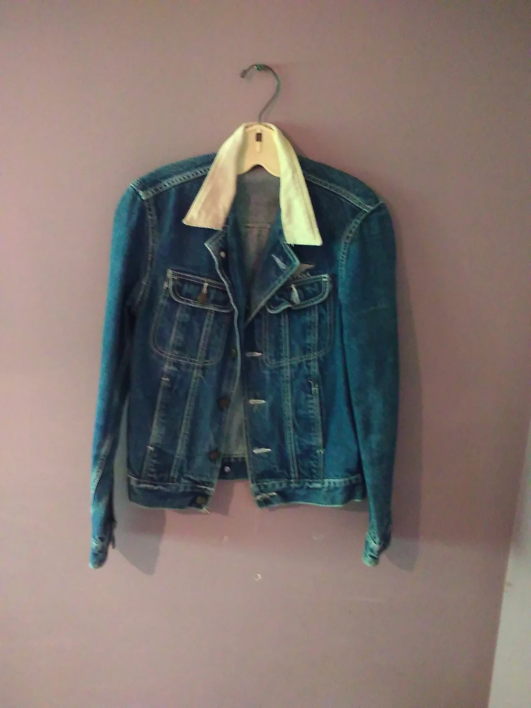 Vintage Jean Jacket.  Size Small   Santana. Exc. Condition.