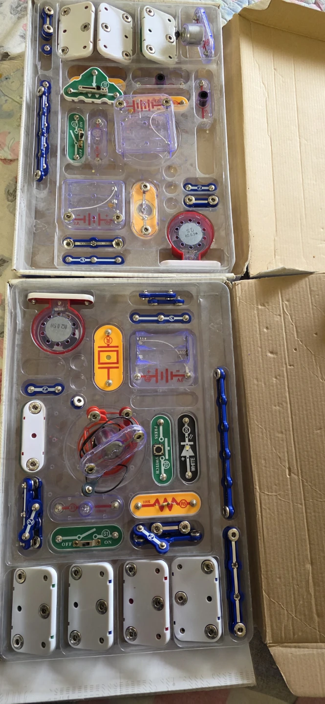 Elenco Snap Circuits Jr. SC-100 Electronics Learning Kit - photo 3