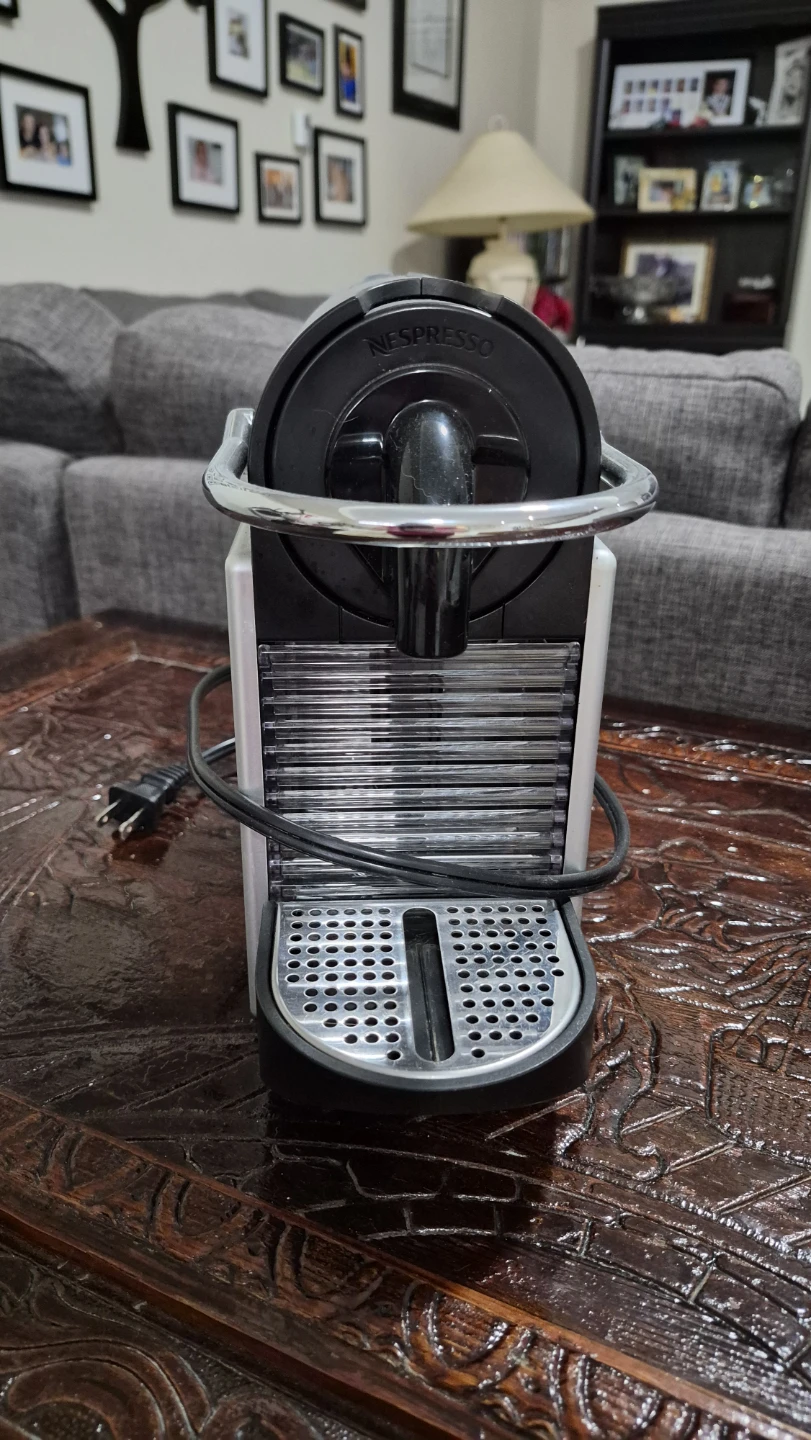 Nespresso Essenza Espresso Machine