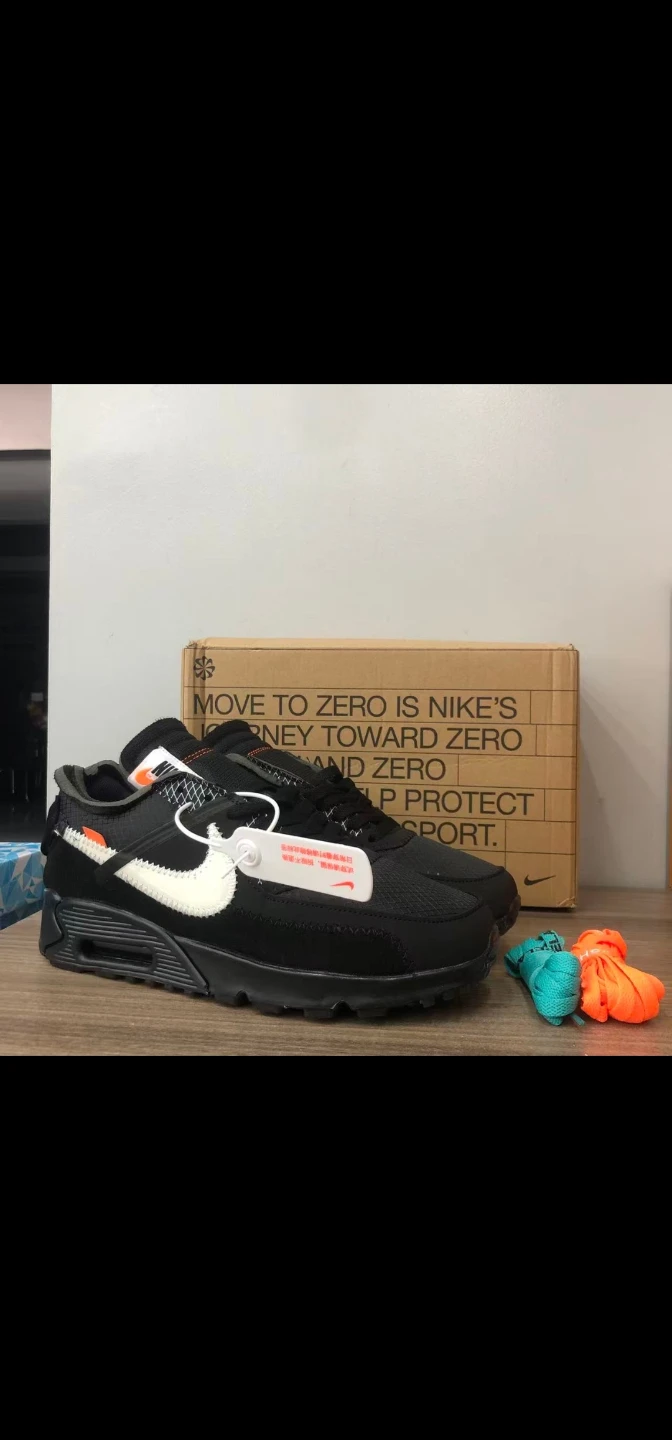 Nike Air Max 90 Off-White Sneakers