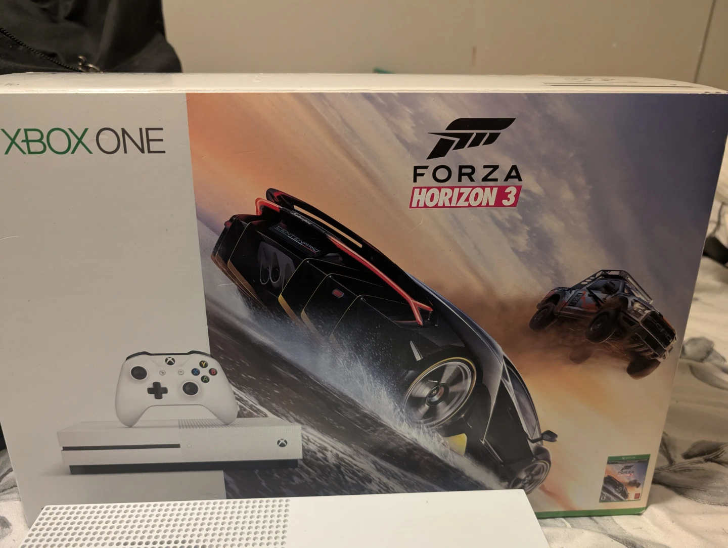 Xbox One S 1TB Console with Forza Horizon 3 and 2 Controllers - photo 3