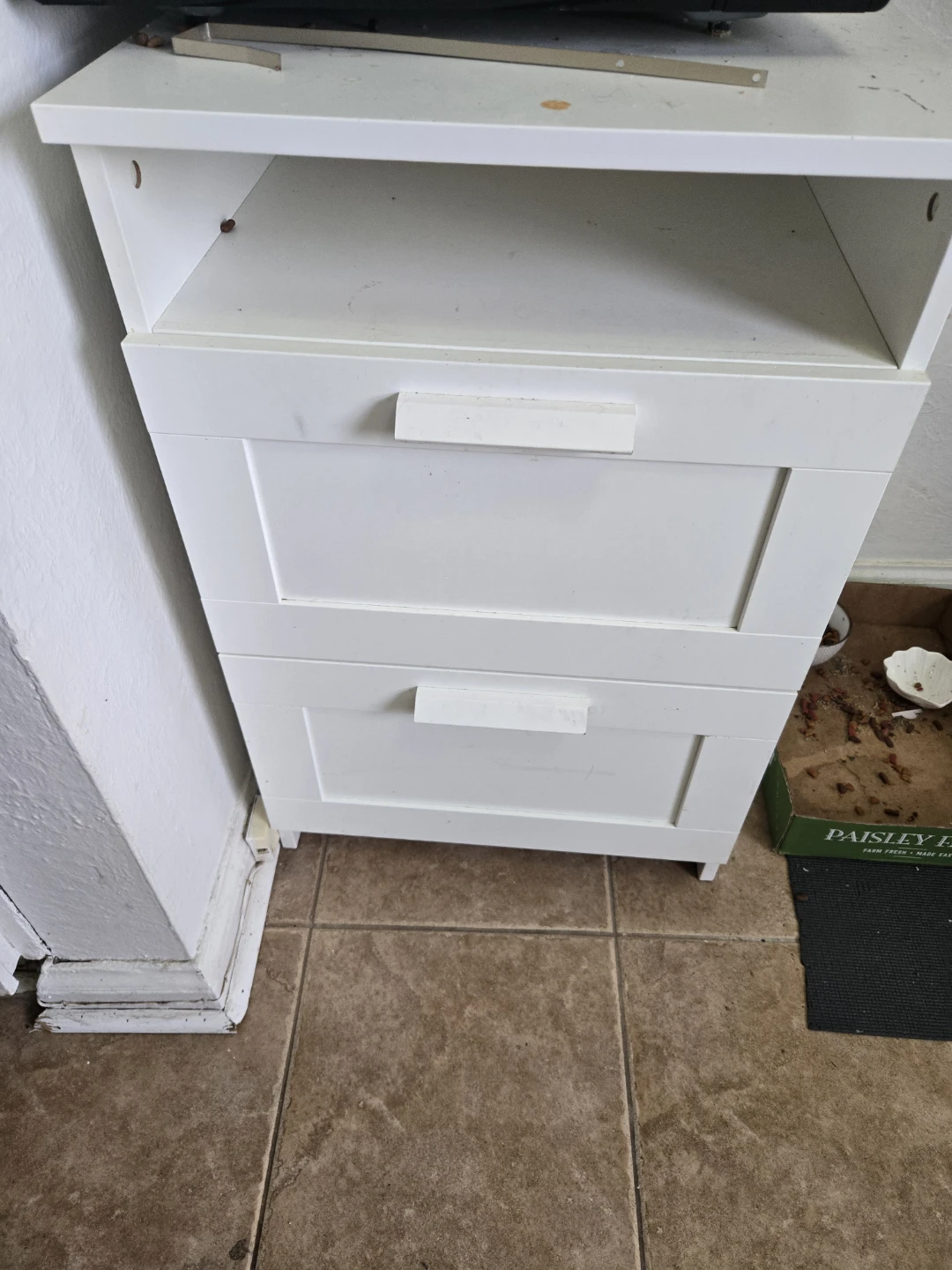 White 2-Drawer Nightstand/Cabinet