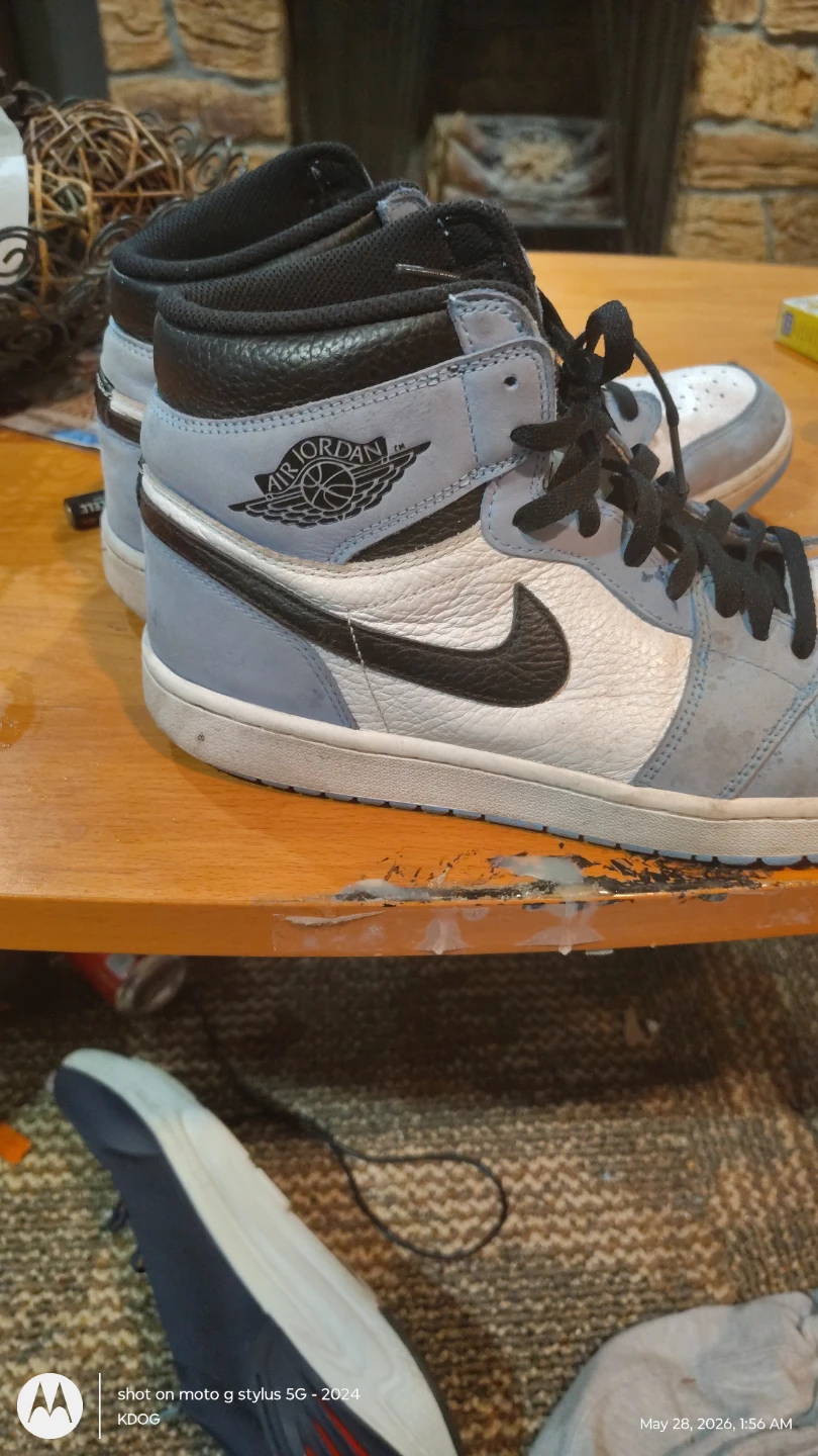 Air Jordan 1 High OG "University Blue" Sneakers - photo 2
