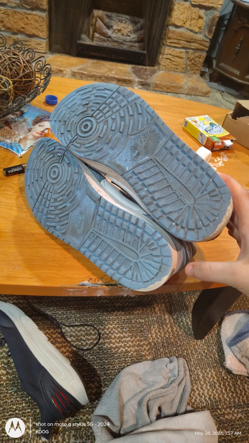Air Jordan 1 High OG "University Blue" Sneakers - photo 4