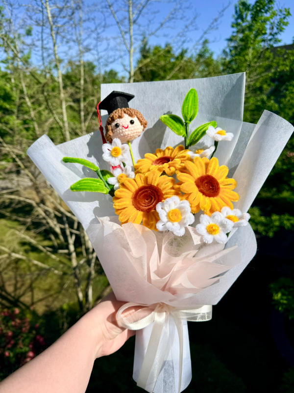 Handmade Graduation Bouquet with Pipe Cleaner - photo 2