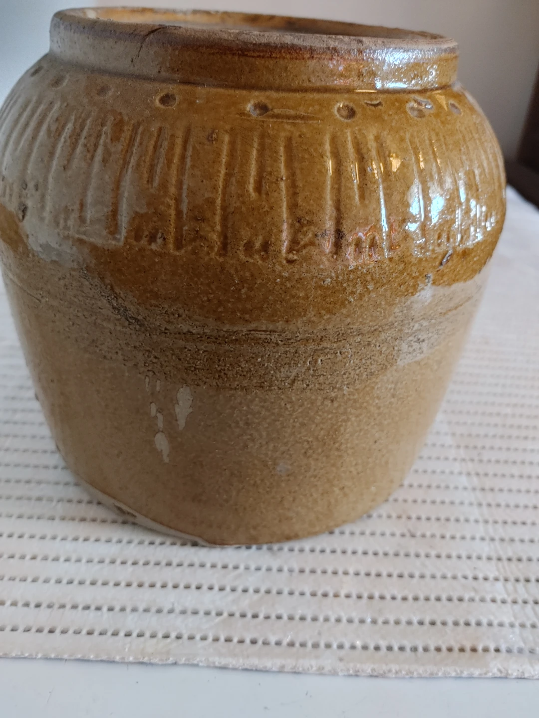 Vintage Ceramic Pot - photo 2