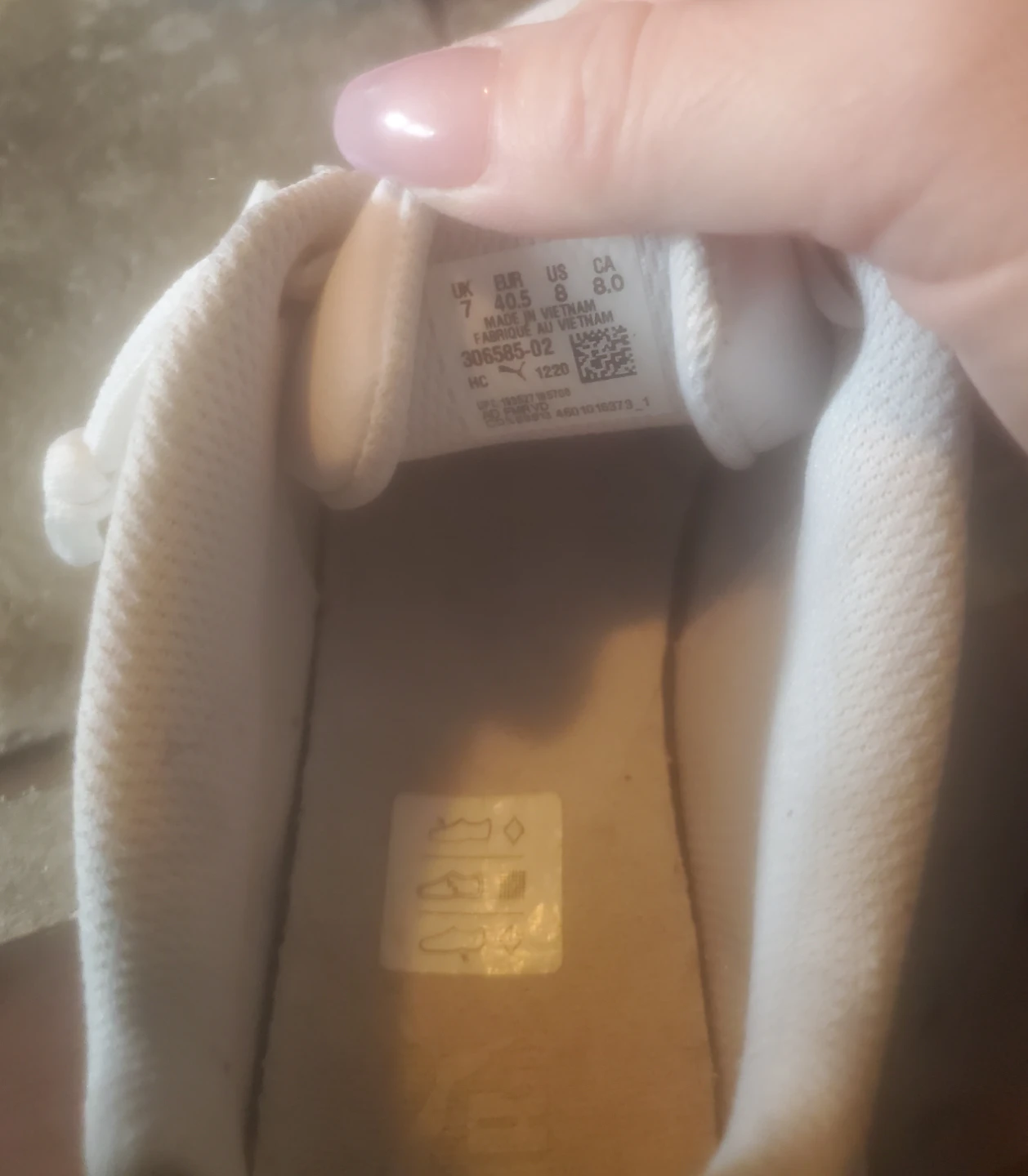 Puma White Shoes Size 8 US - photo 4