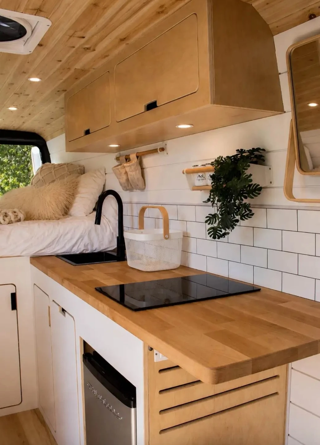 Ram ProMaster 2500 High Roof Campervan - photo 5