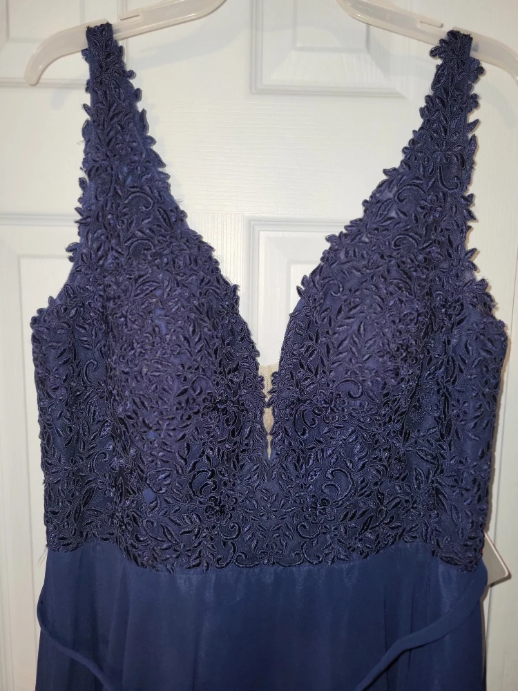 Navy Lace V-Neck Gown Size 14