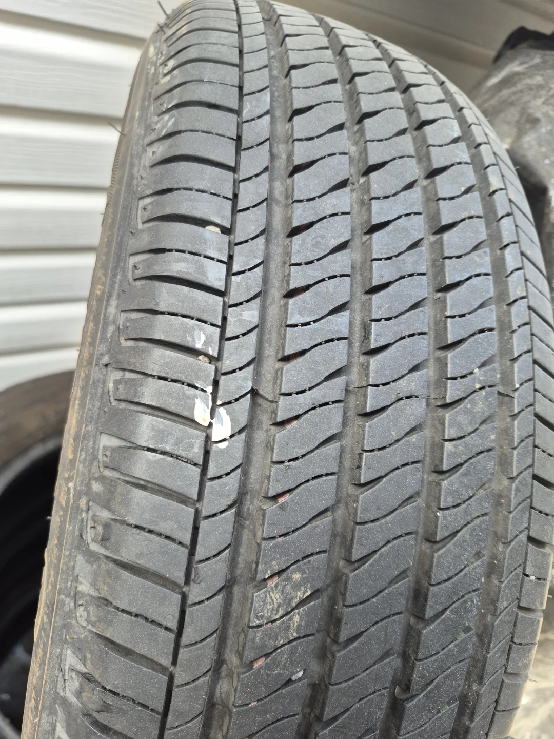 Set of 4 Tires 205/60R16 92H - photo 3