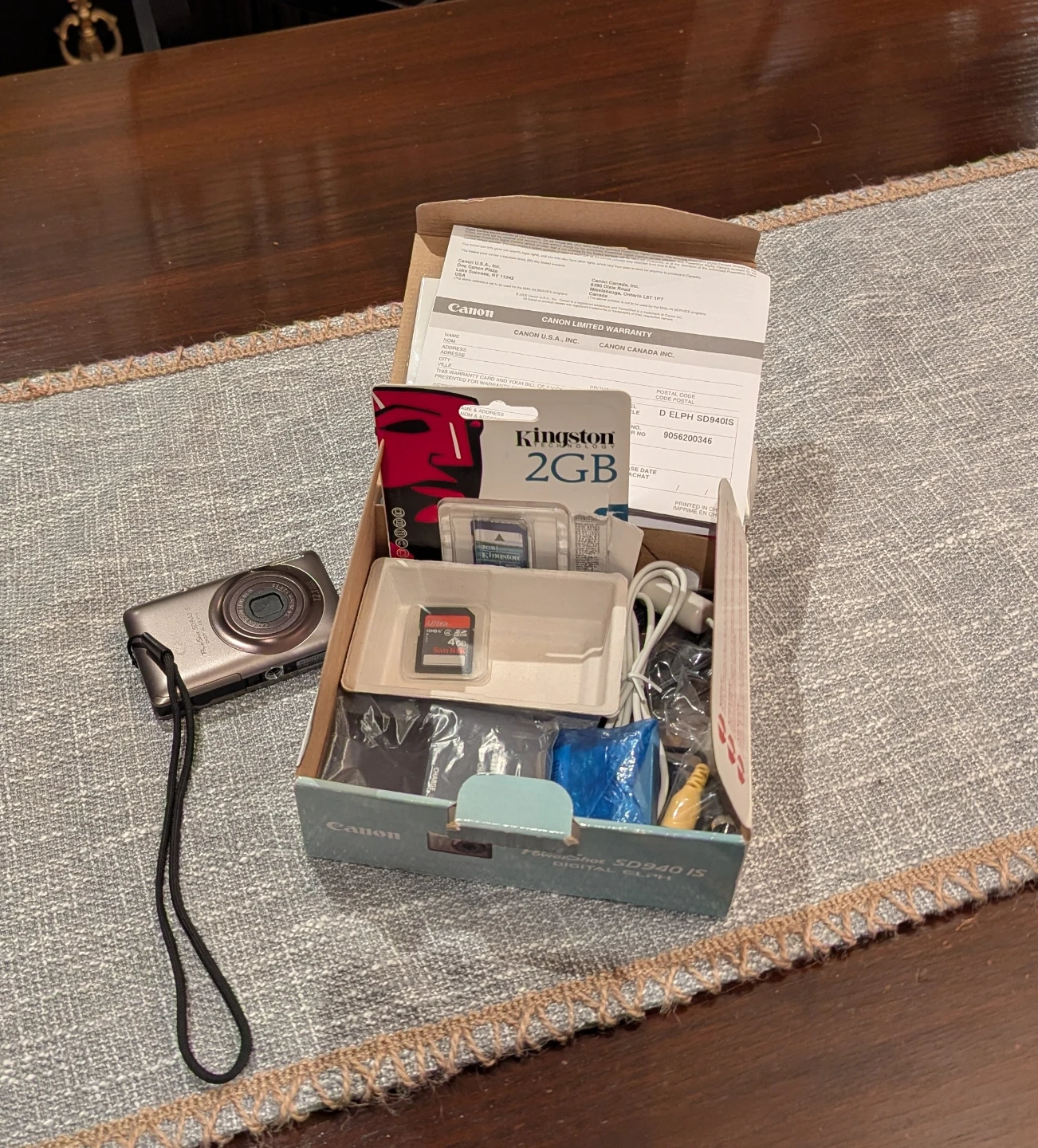 Canon digital camera - photo 3