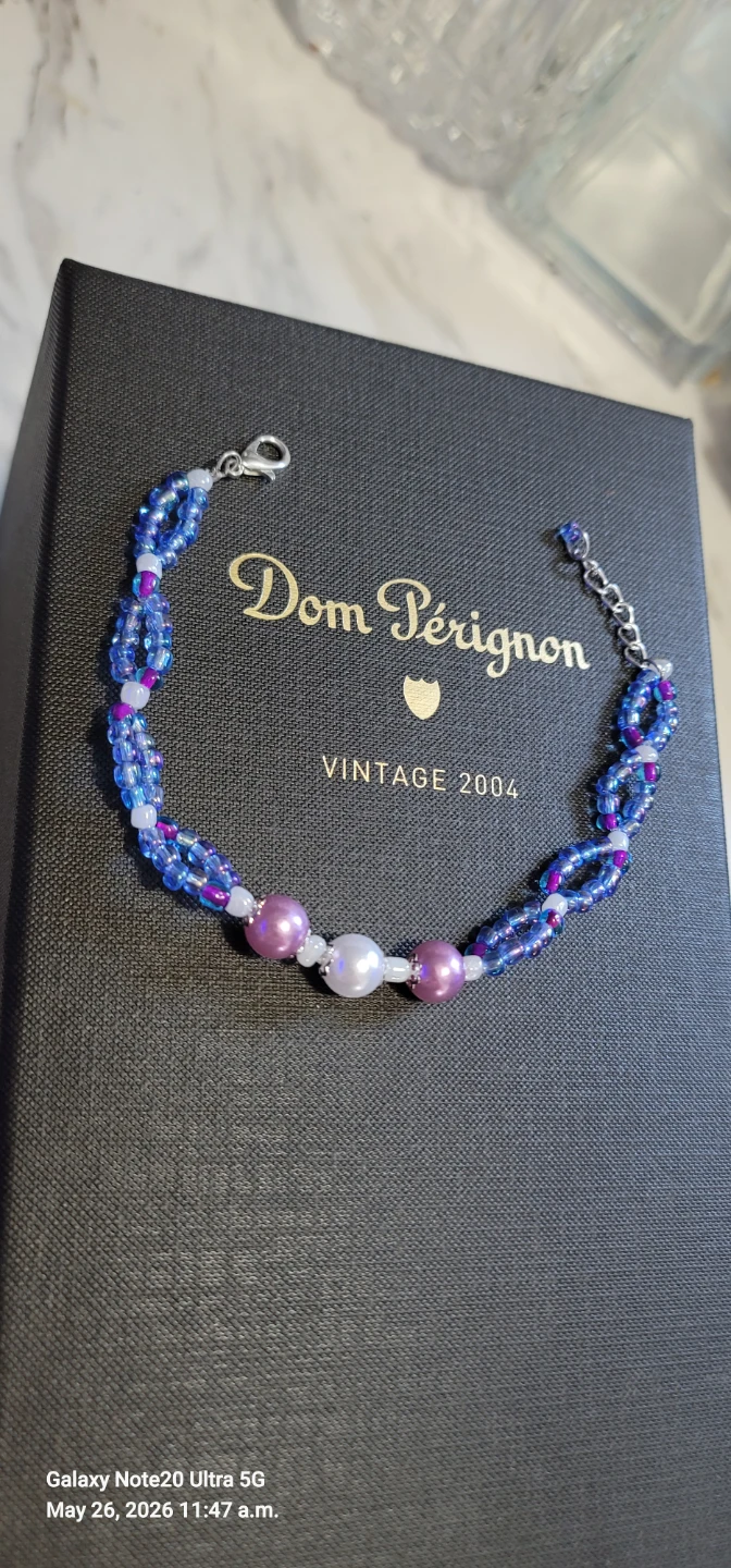 Handmade Bluey and Purple Beaded Bracelet - photo 3
