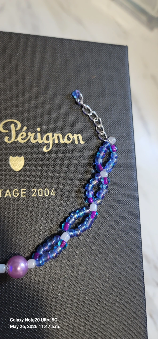Handmade Bluey and Purple Beaded Bracelet - photo 5