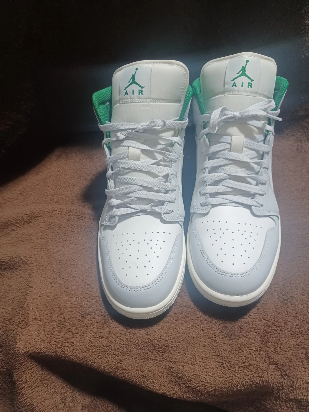 Jordan 1 mid lucky green size 13 - photo 2