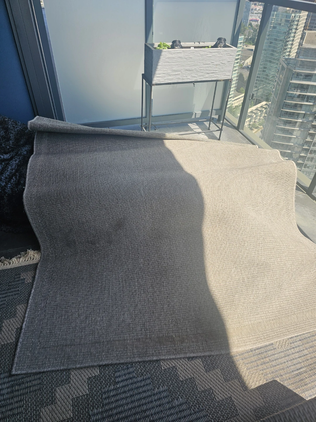 Ecarpet Classic Collection Rug 5'3" x 7'7"