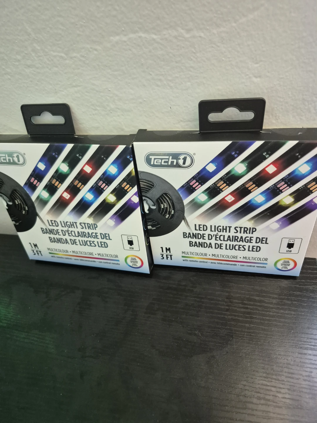 BNIB)2 LED Light Strip with Remote