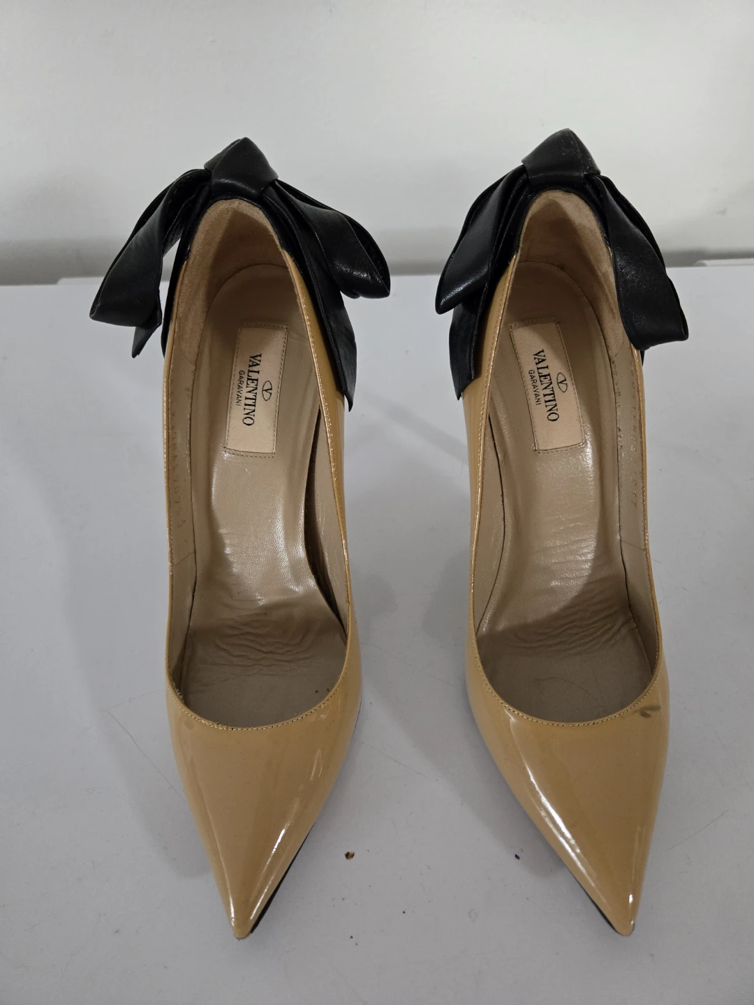 Valentino Garavani Tan Patent Leather Bow Heels