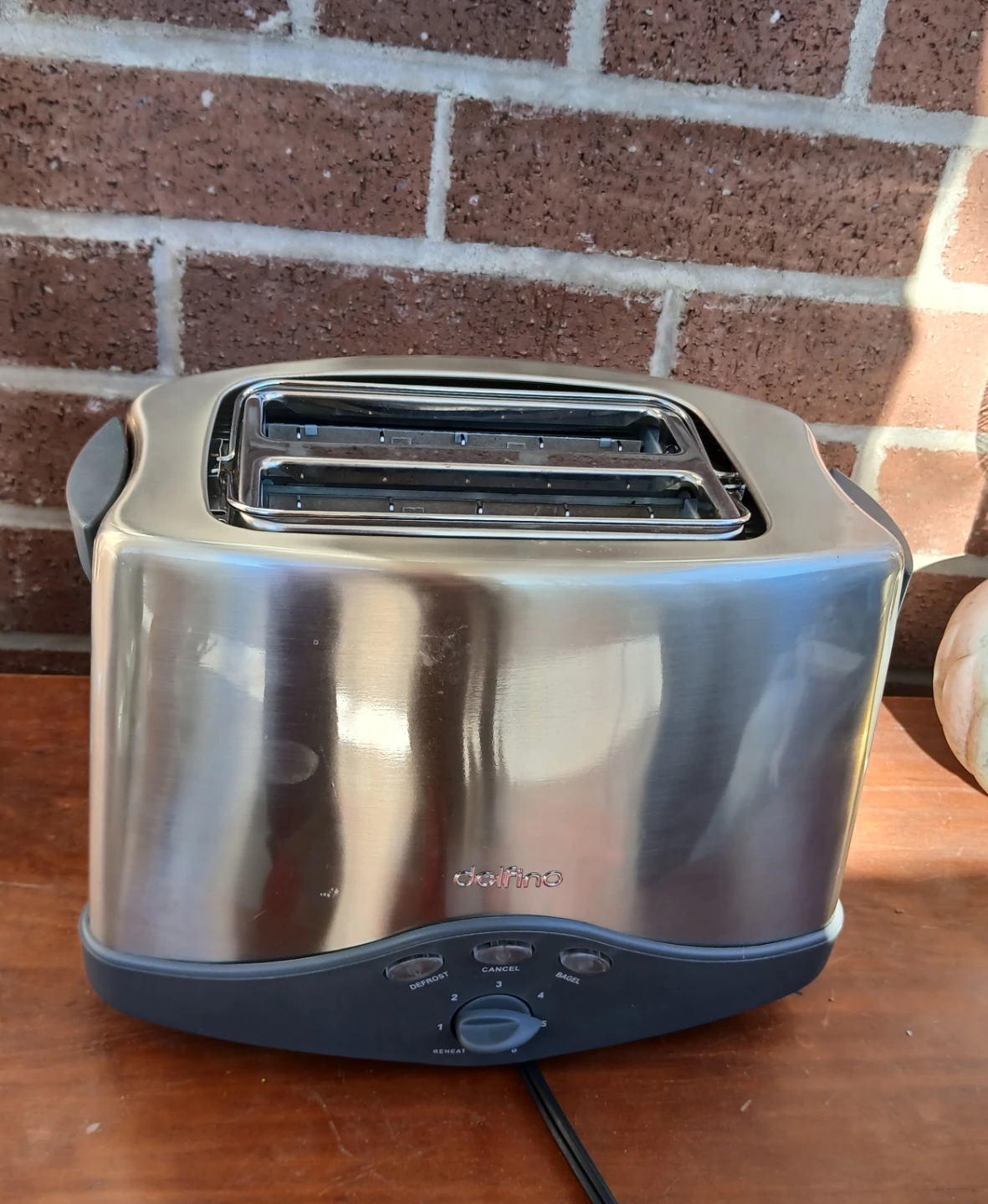 Delfino 2-Slice Stainless Steel Toaster