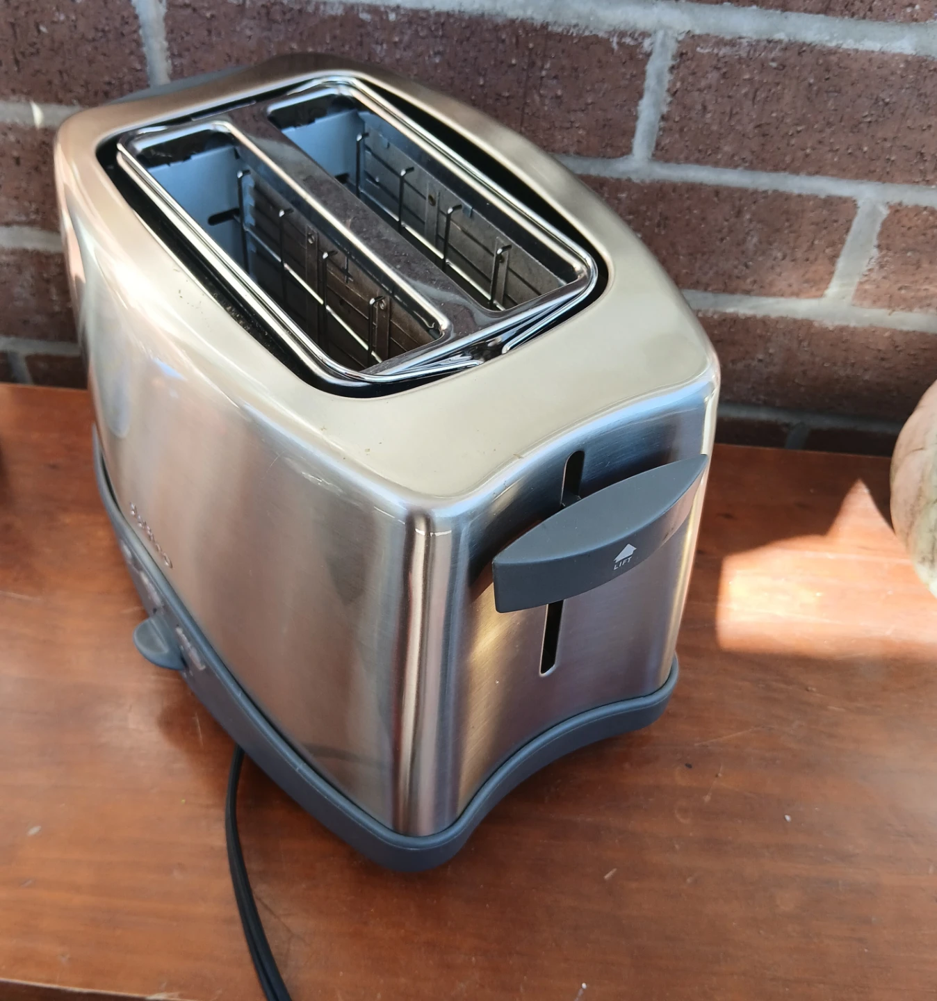 Delfino 2-Slice Stainless Steel Toaster - photo 3