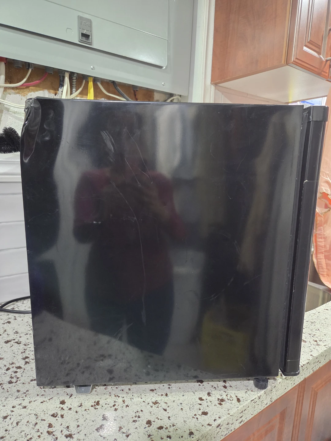 Insignia Mini Refrigerator - photo 3