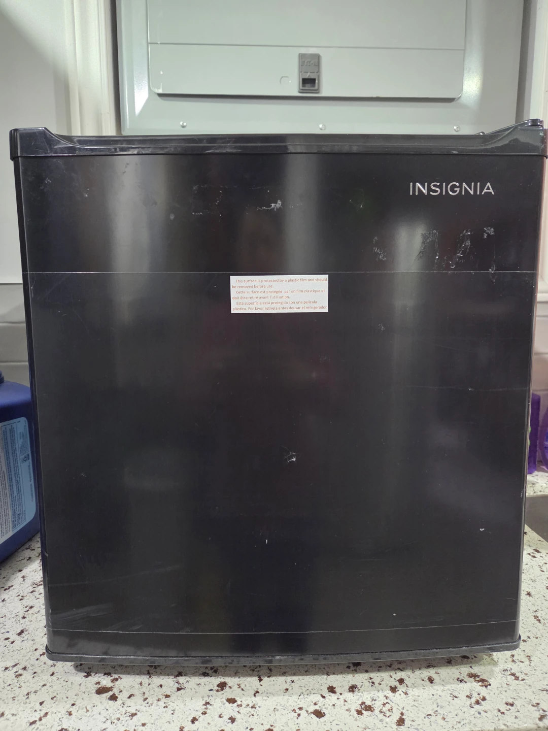 Insignia Mini Refrigerator - photo 5