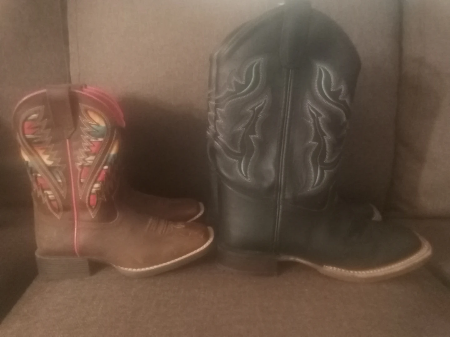 Old West & Ariat Cowboy Boots - photo 2