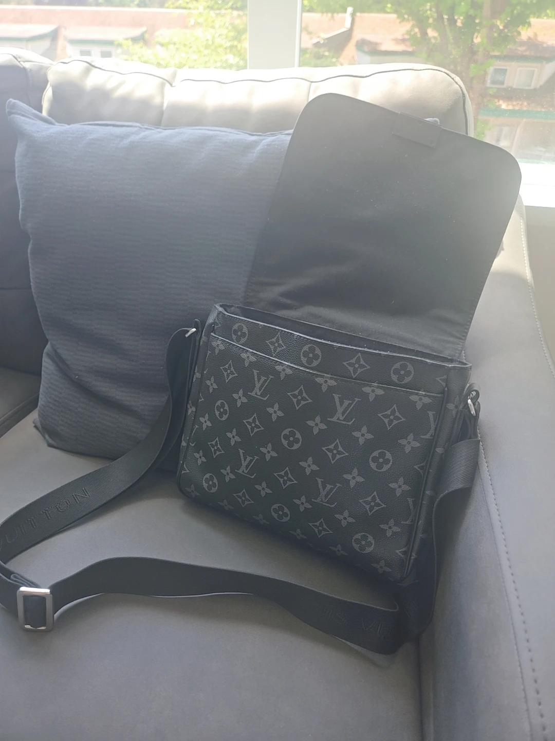Louis Vuitton Monogram Messenger Bag