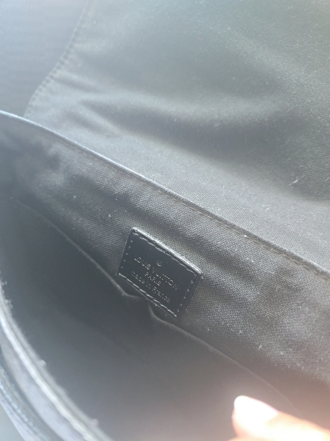 Louis Vuitton Monogram Messenger Bag - photo 3
