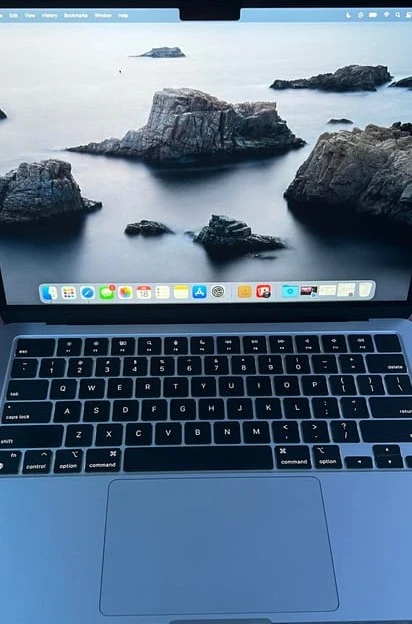 M2 Apple MacBook Air