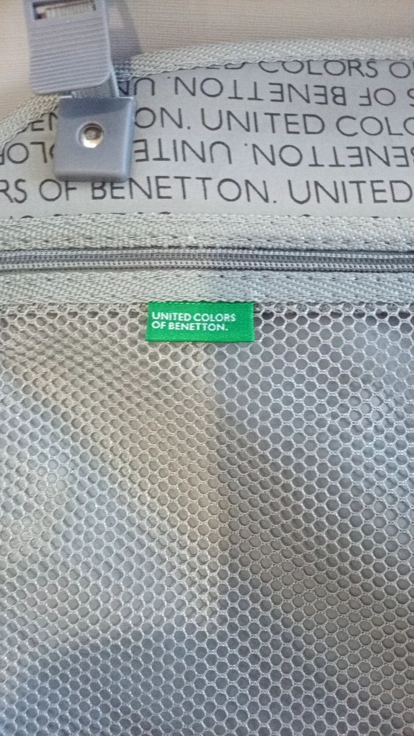 United Colors of Benetton Suitcase with Keys - photo 4