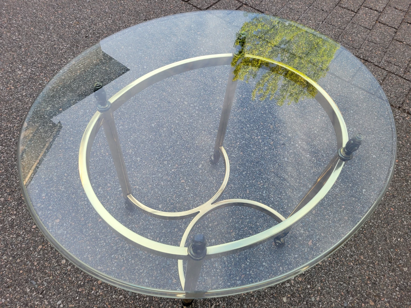 Beautiful Vintage Brass and Glass Round Side Table. - photo 3